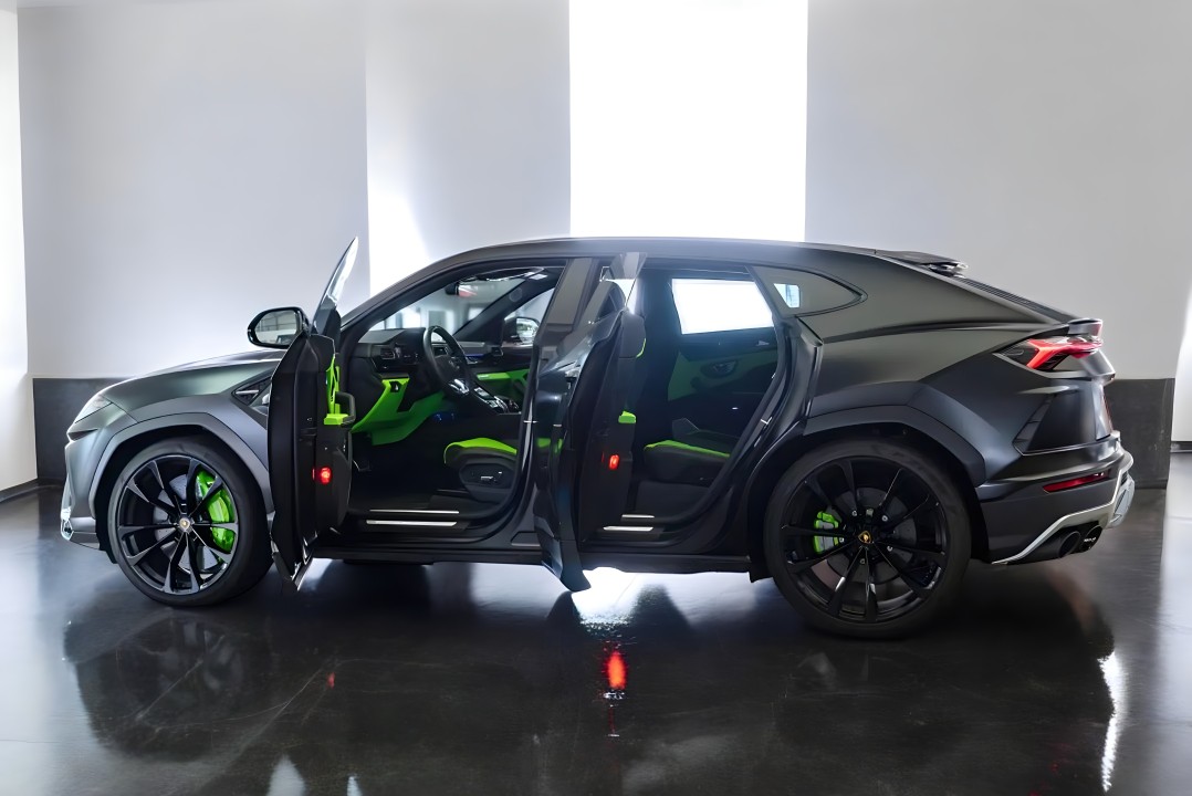 Lamborghini Urus - foto 8