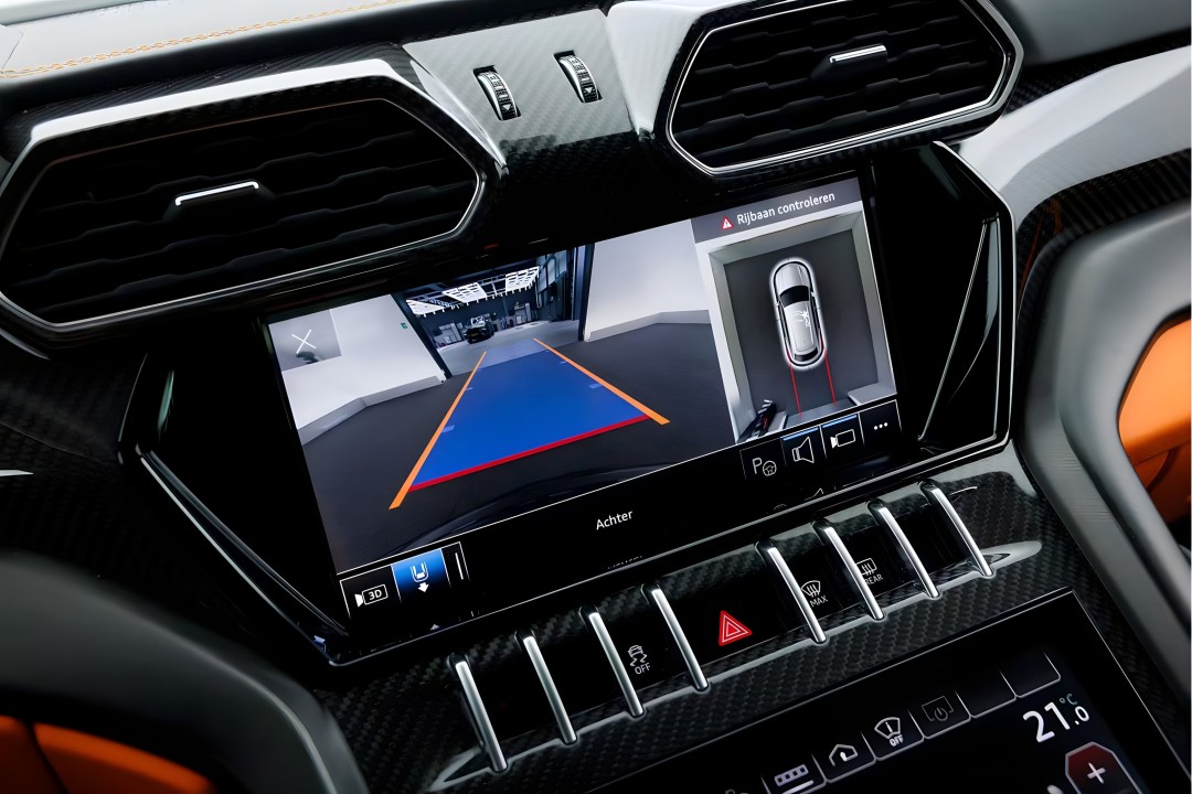 Lamborghini URUS - foto 24