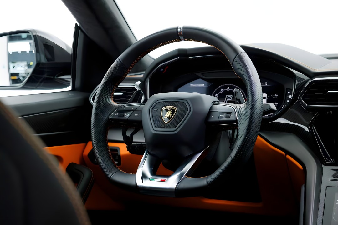 Lamborghini URUS - foto 6