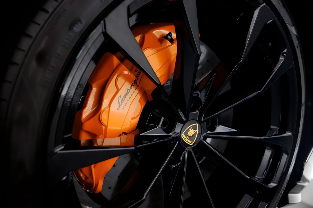 Lamborghini URUS - foto 44