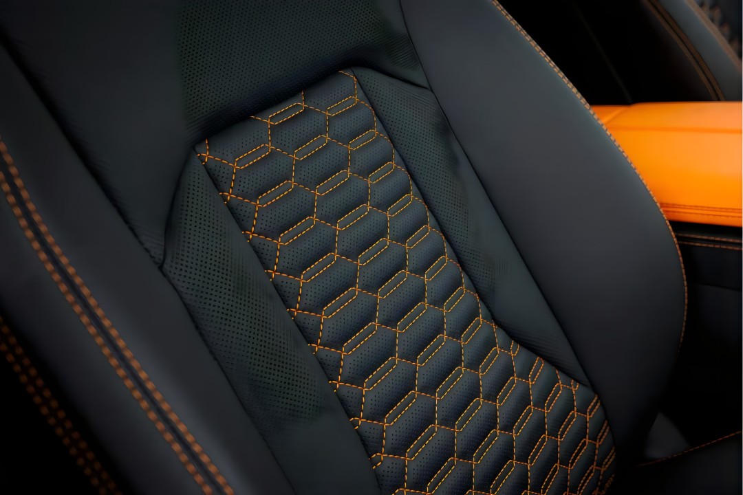 Lamborghini URUS - foto 16