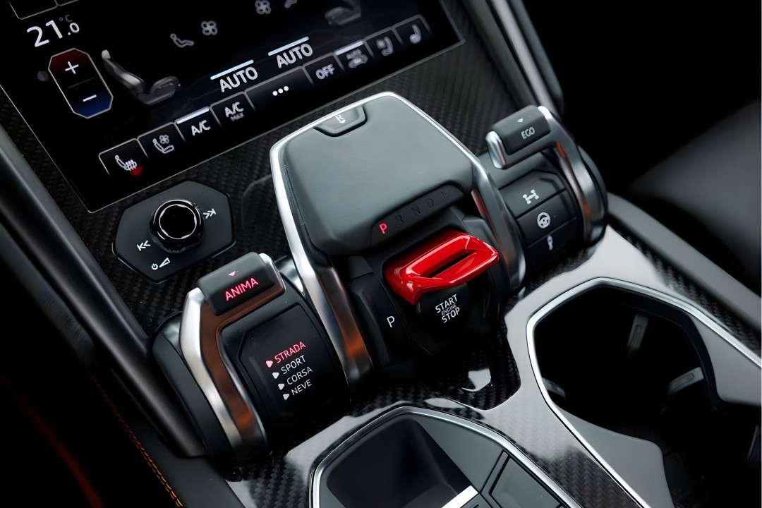 Lamborghini URUS - foto 22