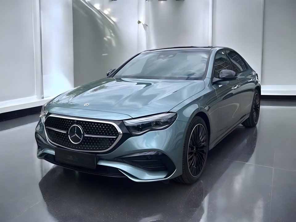 Mercedes-Benz E 300e AMG Line