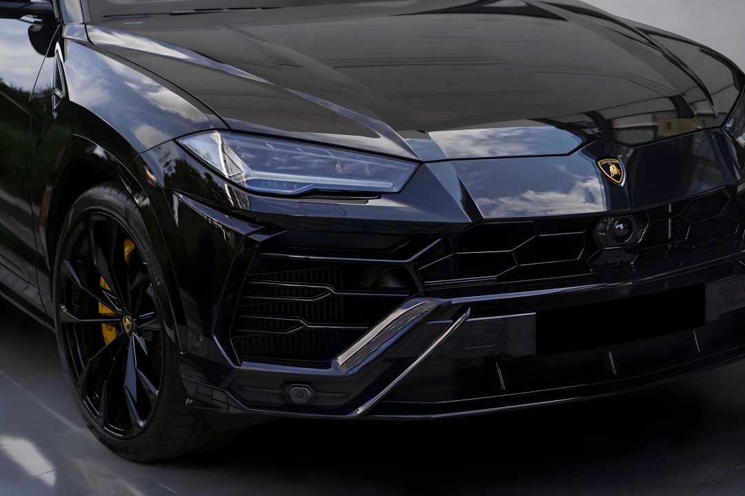 Lamborghini Urus - foto 11