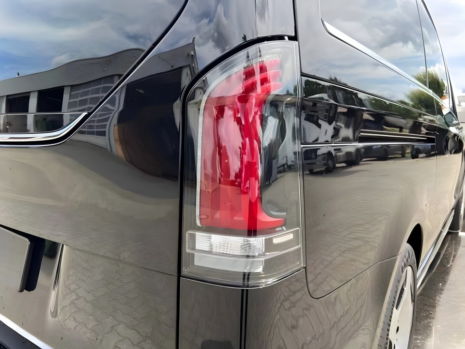 Mercedes-Benz V 300d Exclusive Long - foto 16