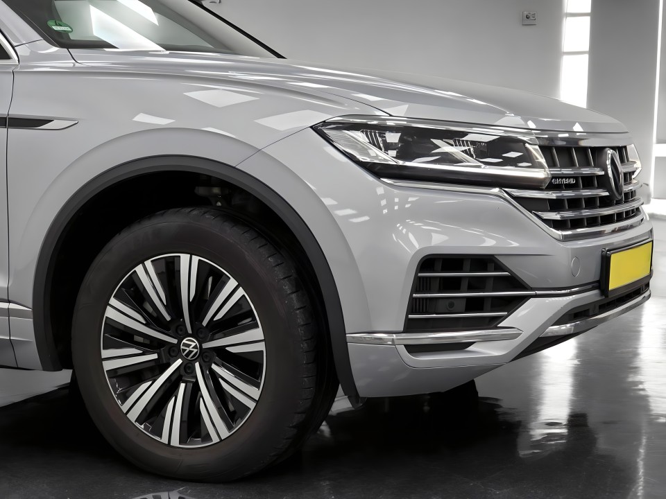 Volkswagen Touareg R-Line 3.0 V6 TSI eHybrid - foto 37