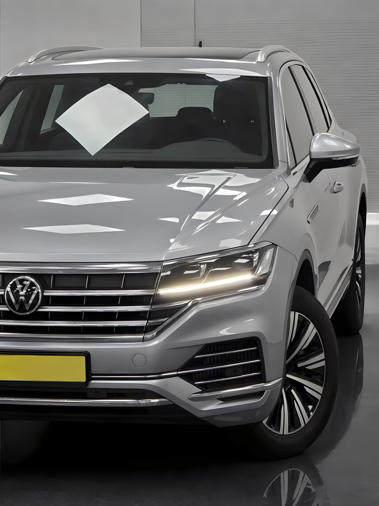 Volkswagen Touareg R-Line 3.0 V6 TSI eHybrid - foto 31