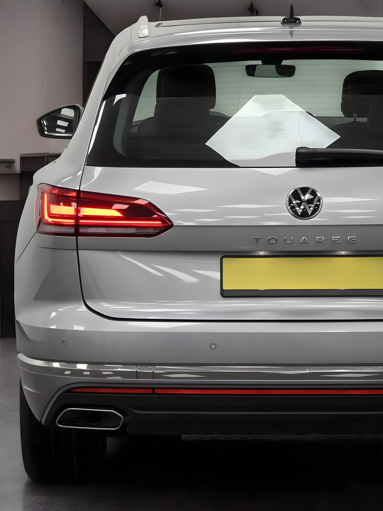 Volkswagen Touareg R-Line 3.0 V6 TSI eHybrid - foto 32