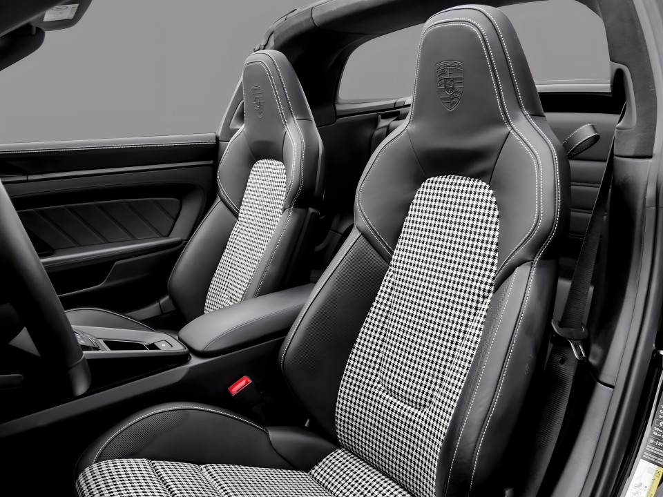 Porsche 911 Targa 4 GTS - foto 9