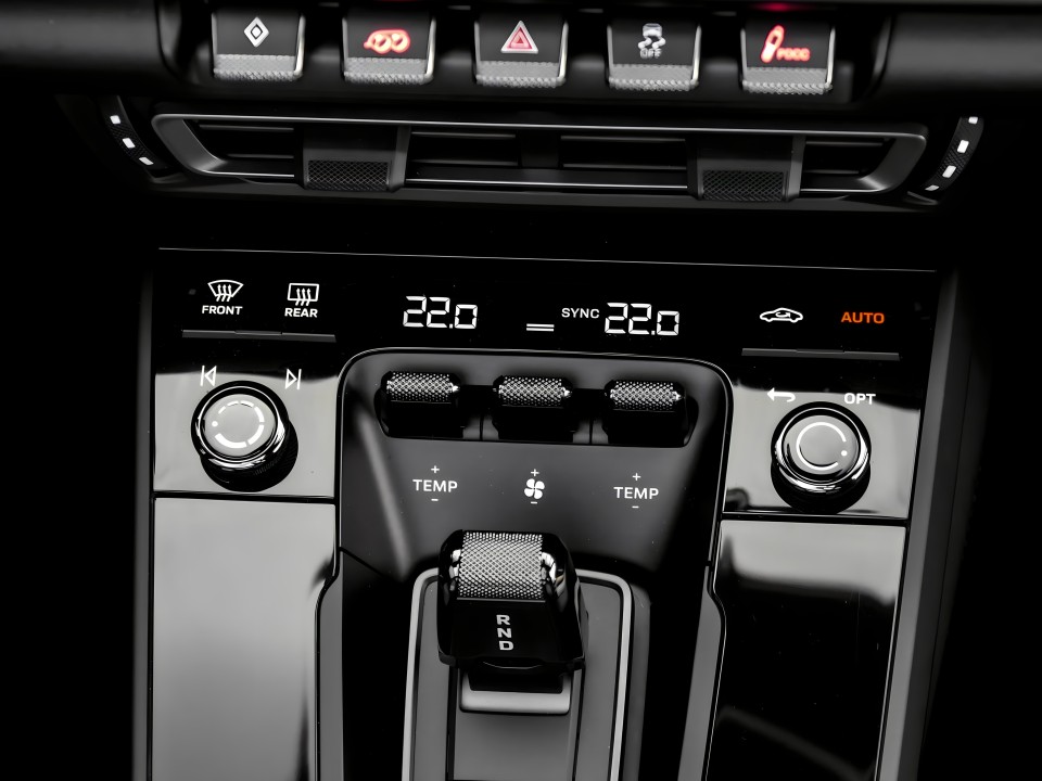 Porsche 911 Targa 4 GTS - foto 13