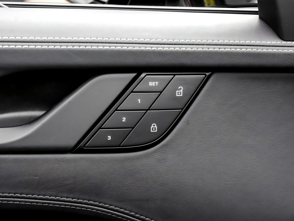 Porsche 911 Targa 4 GTS - foto 17