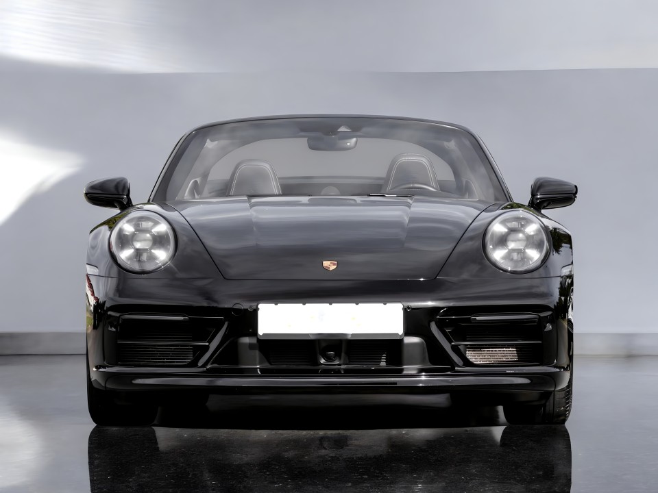 Porsche 911 Targa 4 GTS (2)