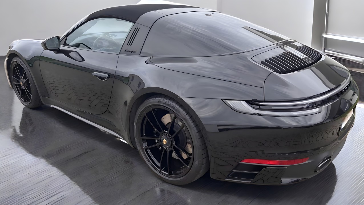 Porsche 911 Targa 4 GTS (5)