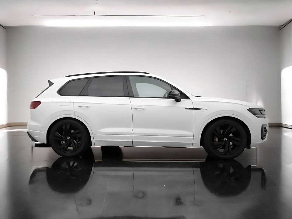 Volkswagen Touareg V6 R-Line (2)