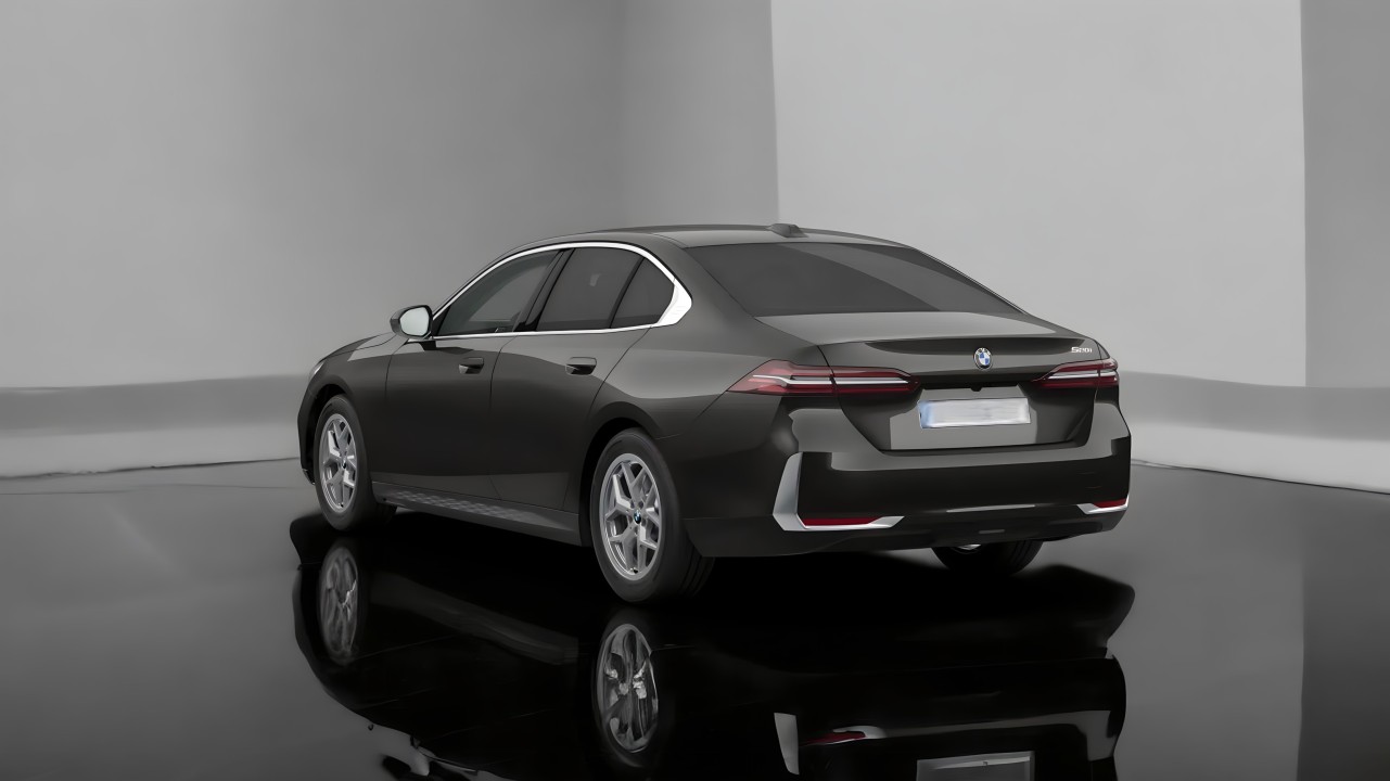 BMW Seria 5 520i (3)