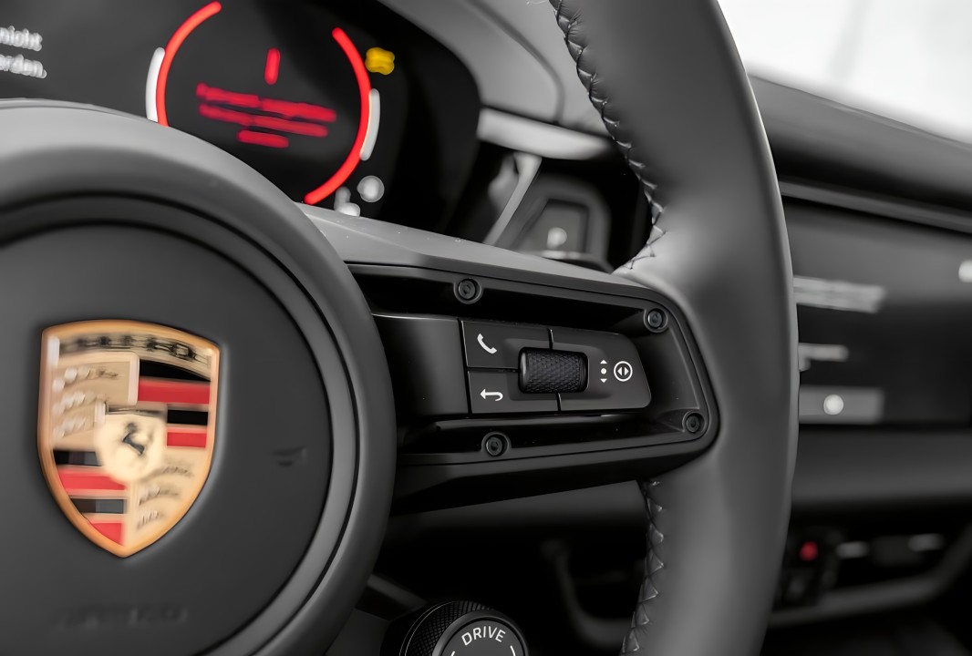 Porsche Macan 4 - foto 9