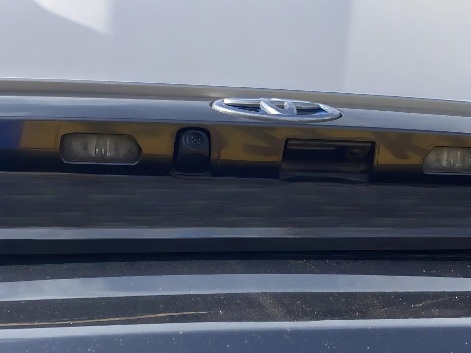 Toyota RAV4 AWD PHEV - foto 11