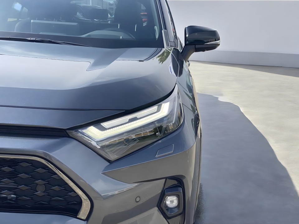 Toyota RAV4 AWD PHEV - foto 12