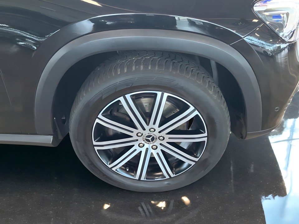 Mercedes-Benz GLE Coupe 300d 4MATIC - foto 15