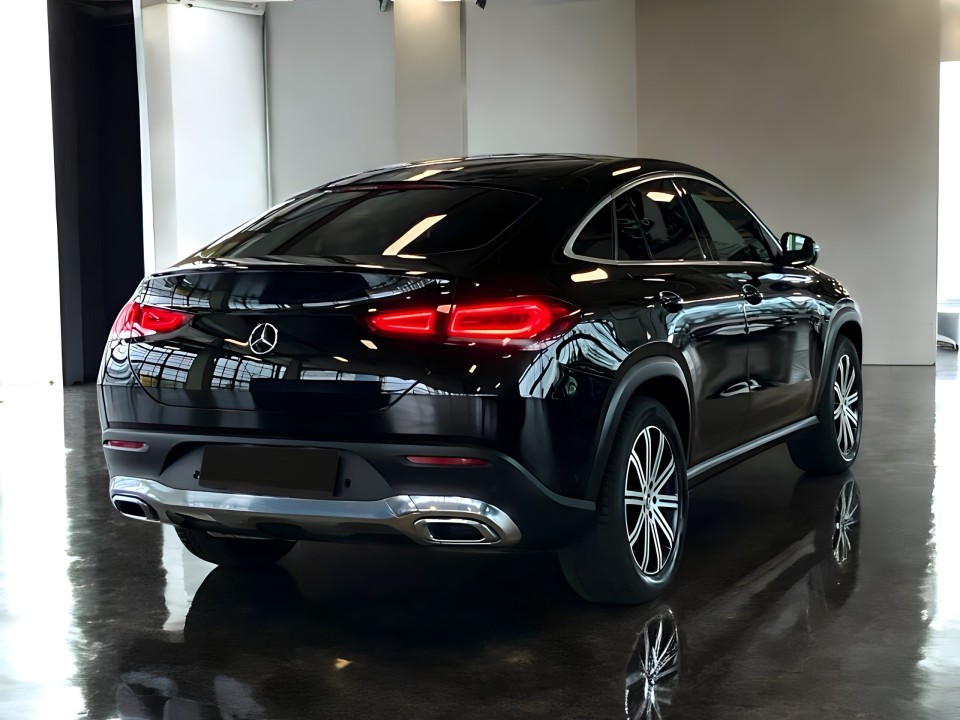 Mercedes-Benz GLE Coupe 300d 4MATIC (2)