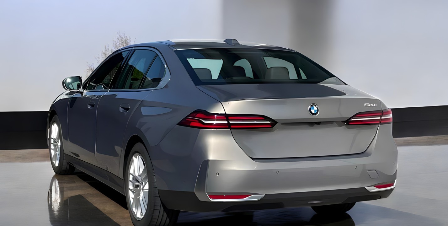 BMW Seria 5 520i (3)