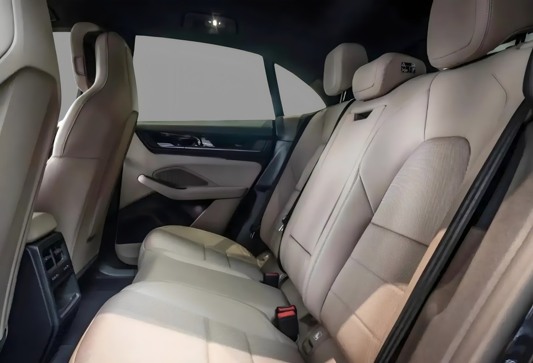 Porsche Macan - foto 8