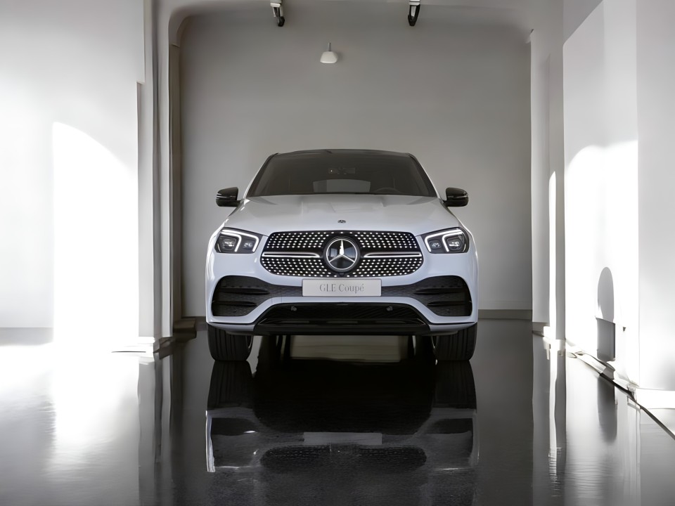 Mercedes-Benz GLE Coupe 350de 4MATIC AMG (2)