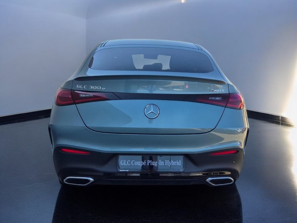 Mercedes-Benz GLC Coupe 300e 4MATIC AMG Line (4)