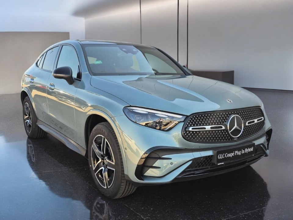 Mercedes-Benz GLC Coupe 300e 4MATIC AMG Line