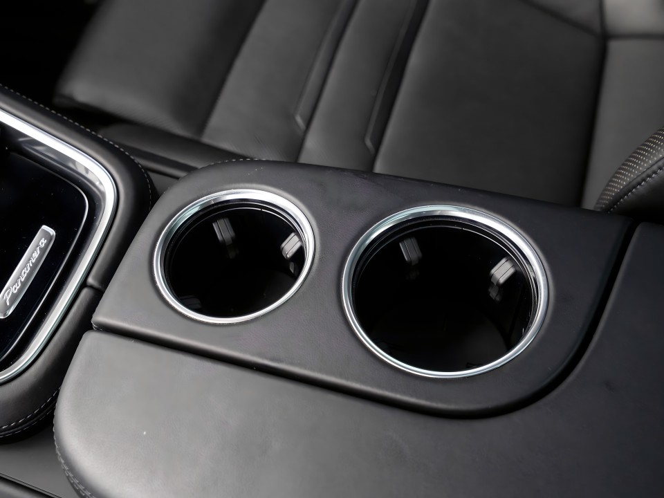 Porsche Panamera 4 E-Hybrid Platinum Edition - foto 20