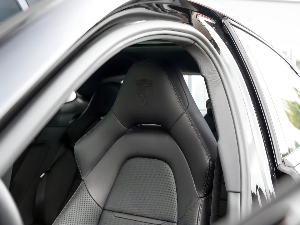 Porsche Panamera 4 E-Hybrid Platinum Edition - foto 13