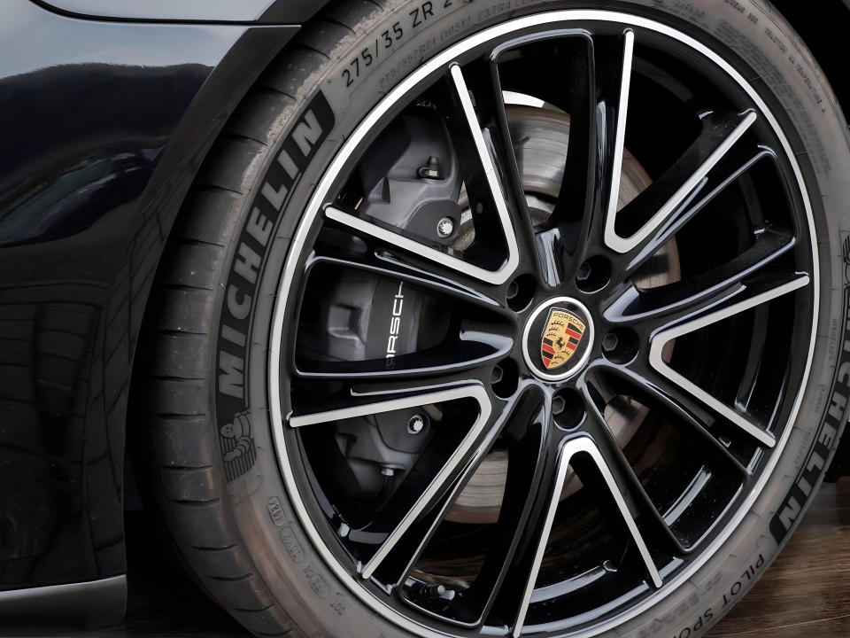 Porsche Panamera 4 E-Hybrid Platinum Edition - foto 32