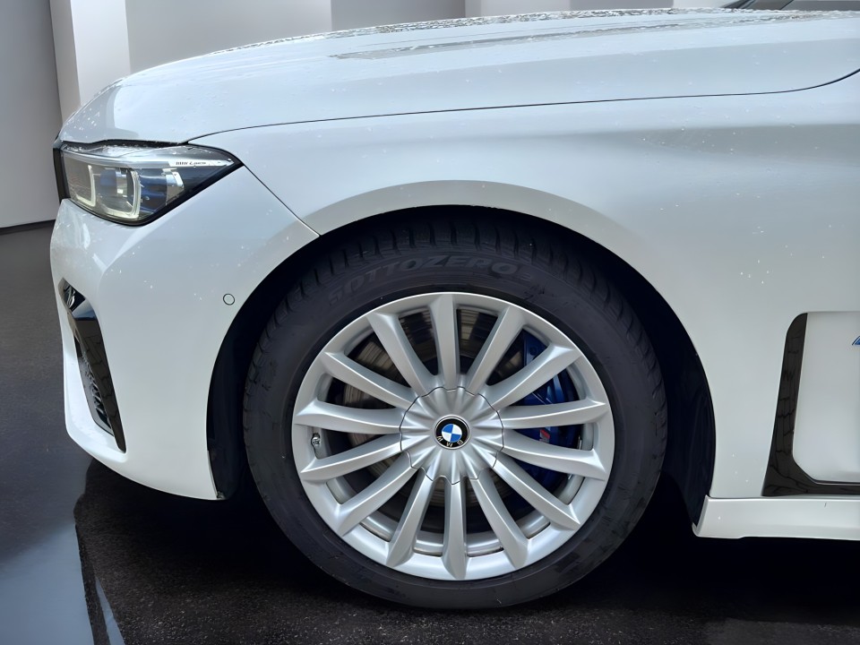BMW Seria 7 750 Li xDrive M-Sport - foto 16