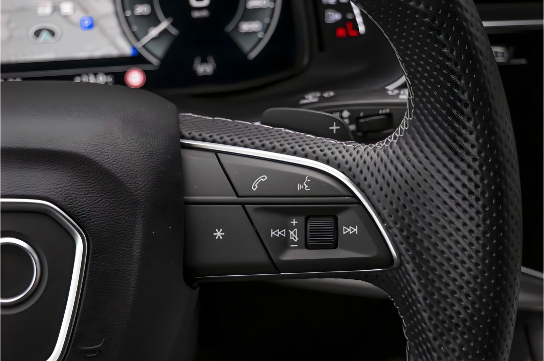 Audi Q8 60 TFSIe quattro tiptronic S-Line - foto 12