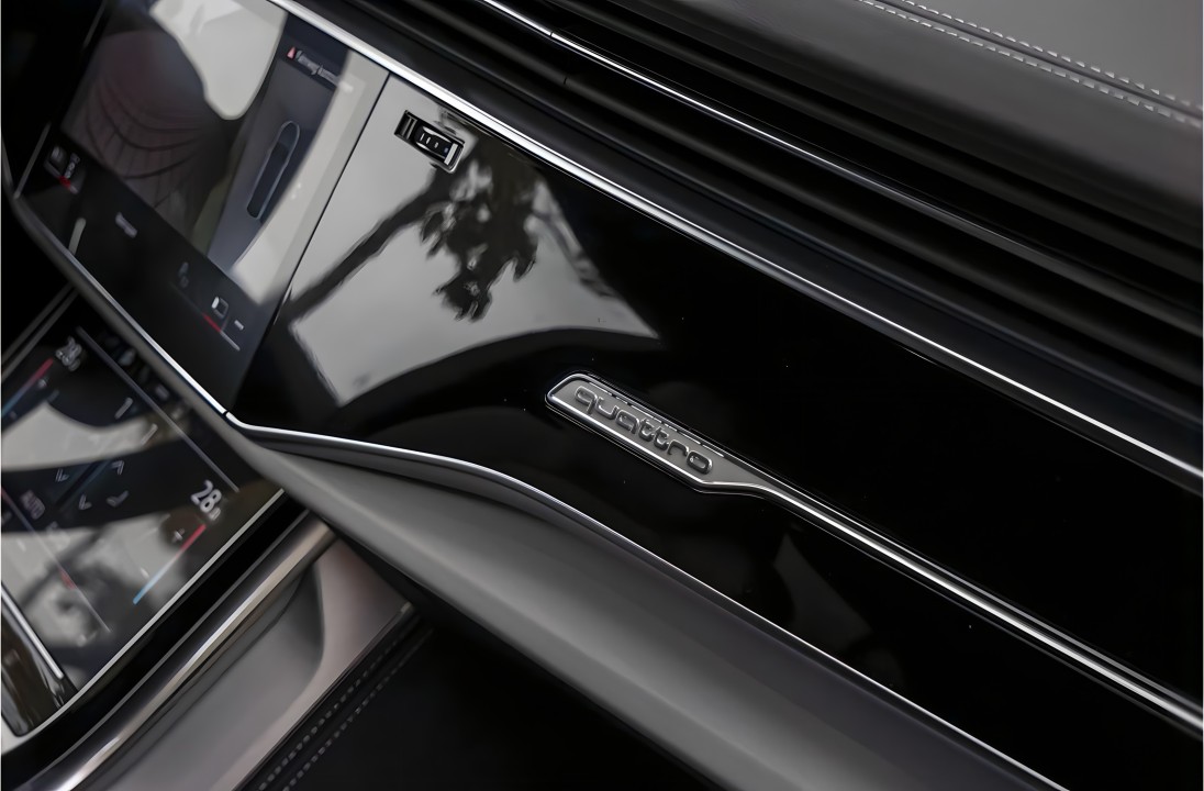 Audi Q8 60 TFSIe quattro tiptronic S-Line - foto 14