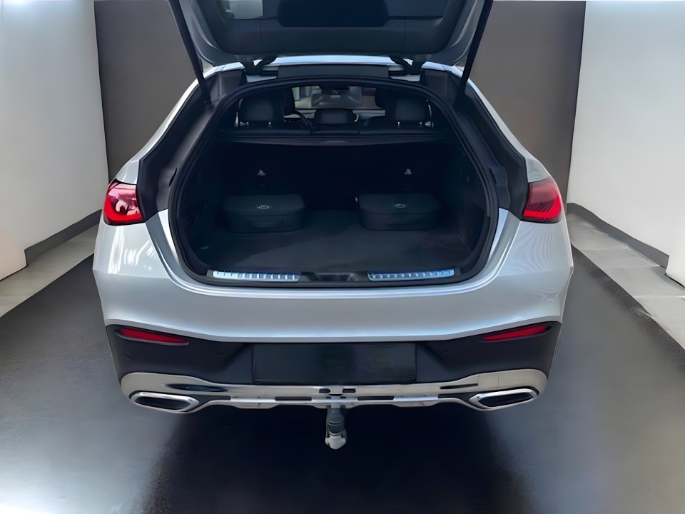 Mercedes-Benz GLC Coupe 300e 4MATIC AMG Line - foto 8