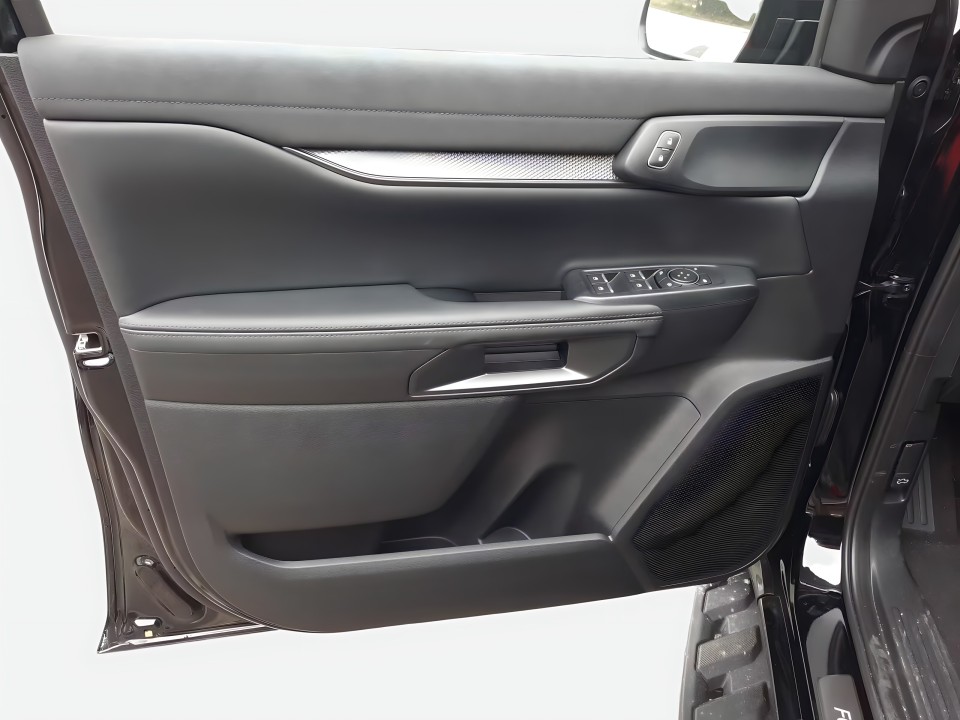 Ford Raptor - foto 16