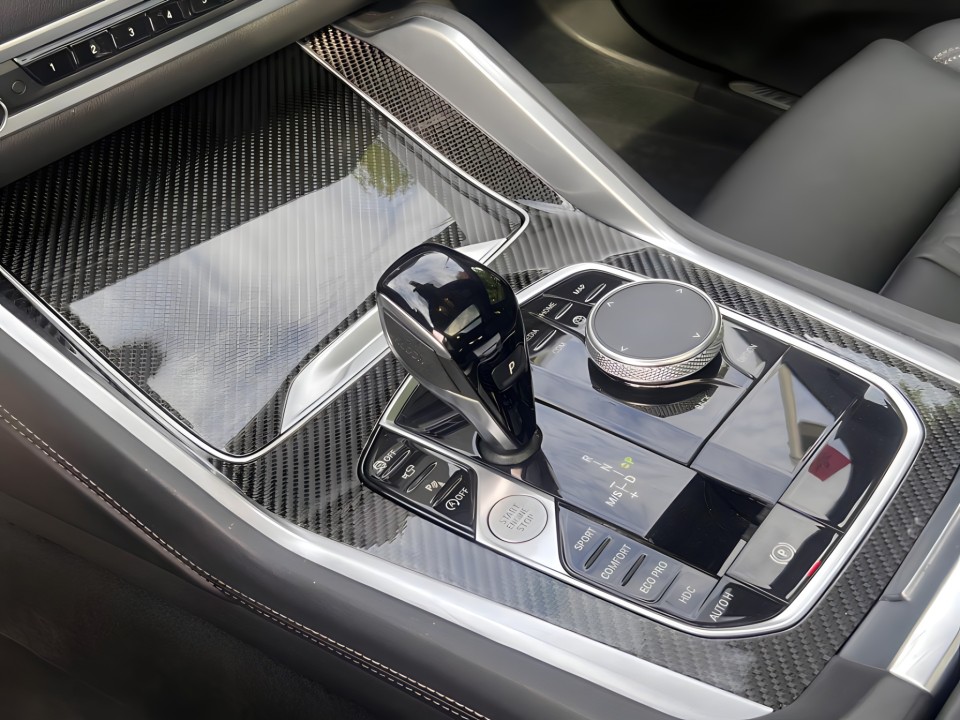 BMW X6 M50i - foto 9