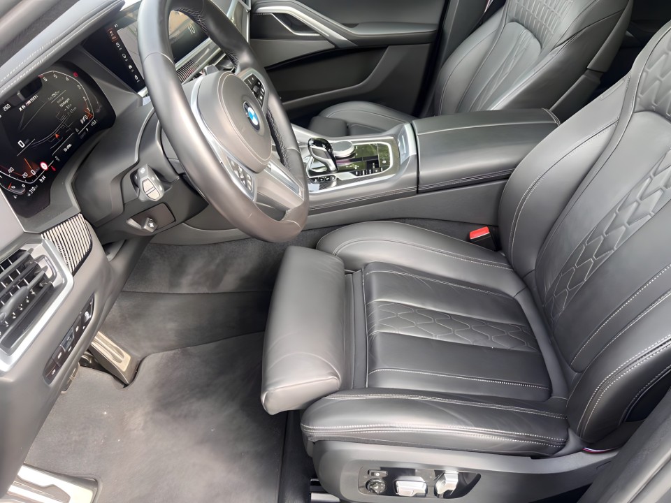 BMW X6 M50i - foto 7