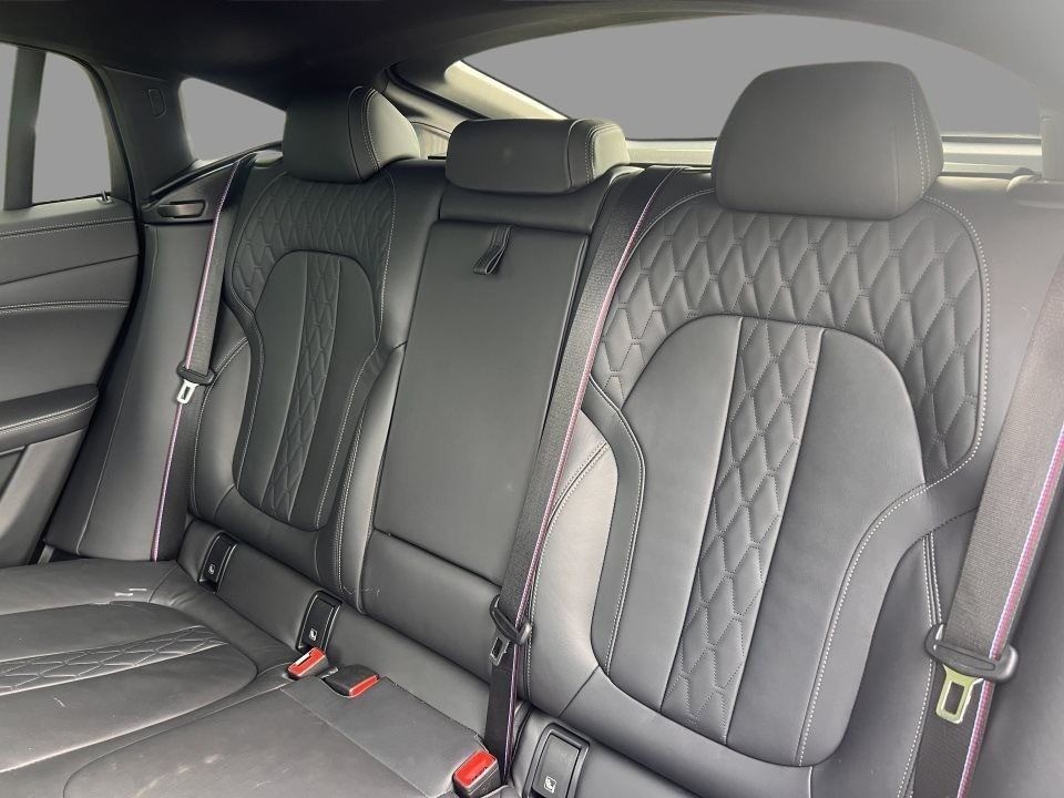 BMW X6 M50i - foto 8