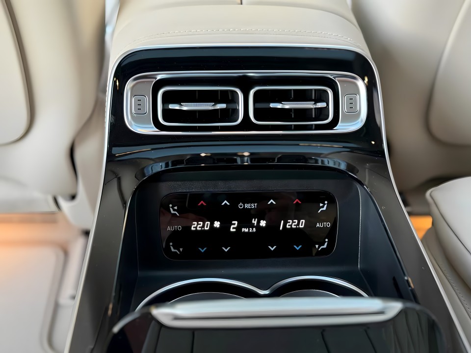 Mercedes-Benz S 63 AMG E-Performance - foto 26