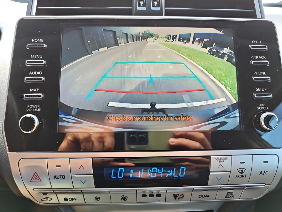 Toyota Land Cruiser 2.8 Luxury - foto 12