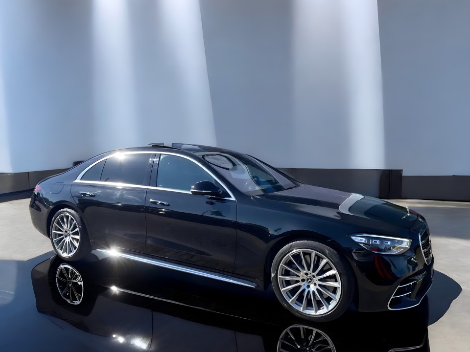 Mercedes-Benz S 580e Long (2)