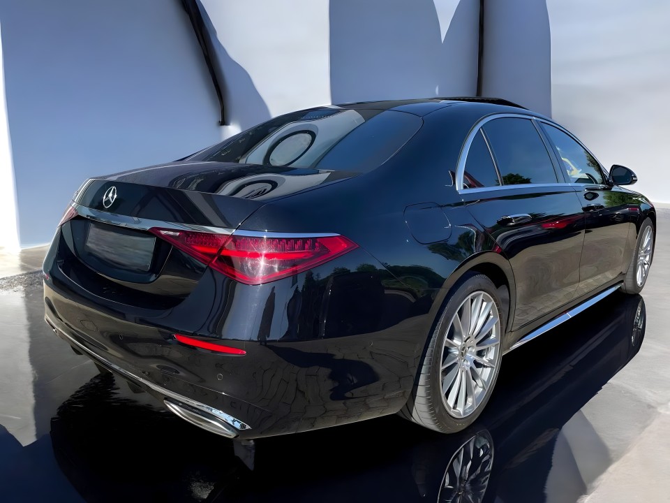 Mercedes-Benz S 580e Long (3)