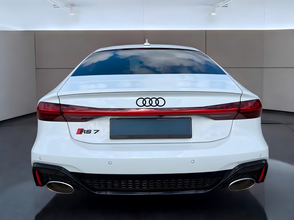 Audi RS7 (5)