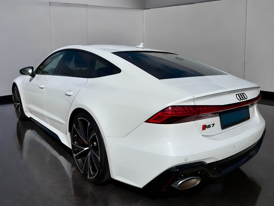 Audi RS7 - foto 6