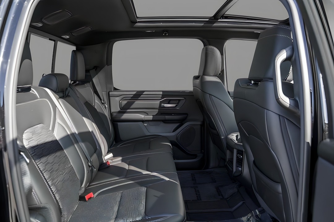 Dodge RAM 1500 Sport - foto 19