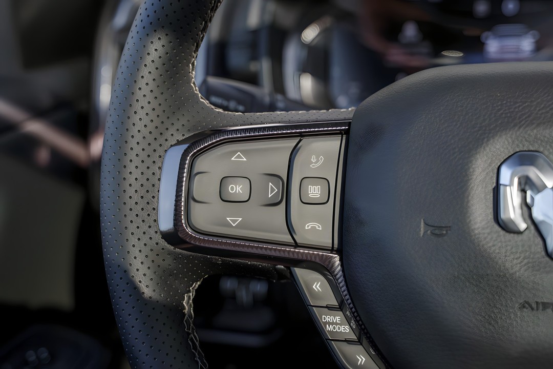 Dodge RAM 1500 Sport - foto 16