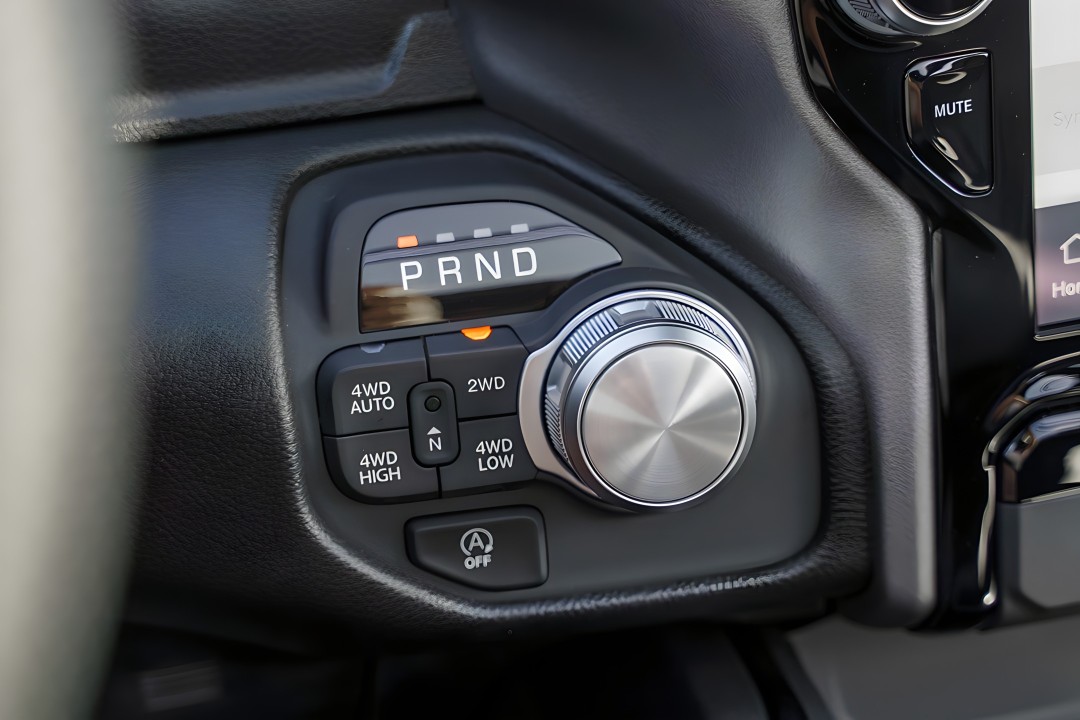 Dodge RAM 1500 Sport - foto 21