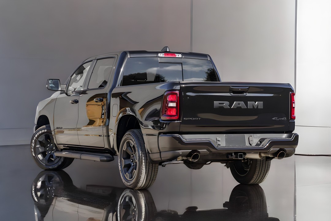 Dodge RAM 1500 Sport - foto 6
